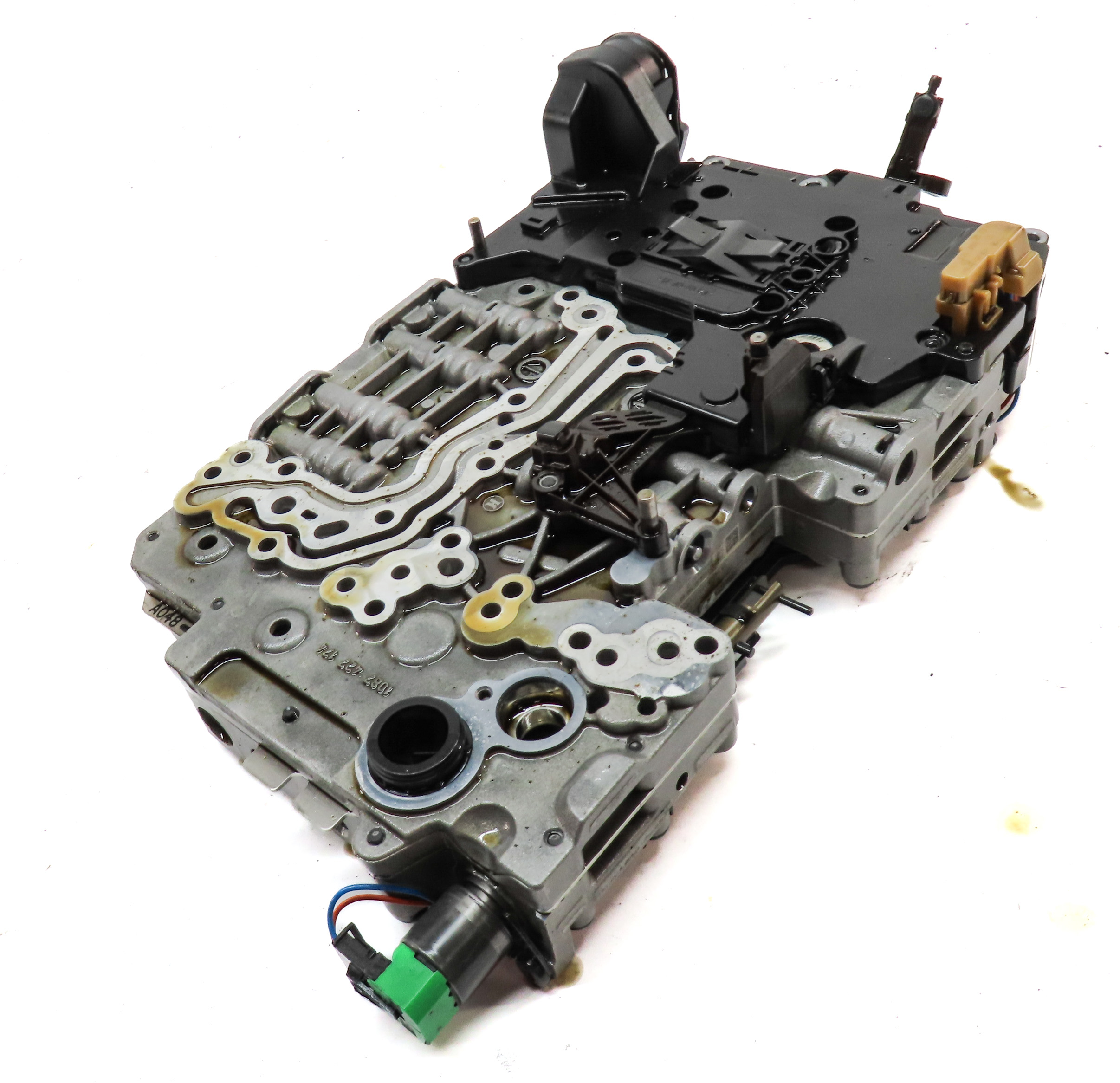 10-11 BMW 535i 535iGT (F07 F10) 3.0L - 8HP-45 AUTOMATIC TRANSMISSION VALVE BODY — exact item pictured